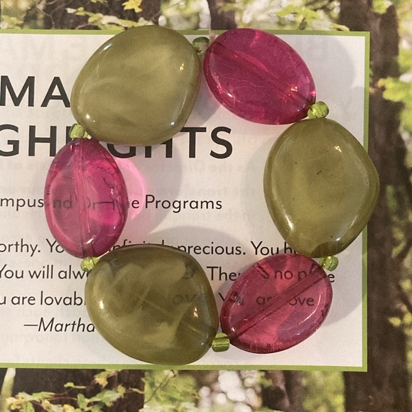 Artisan Jewelry - Chunky Acrylic beaded bracelet stretchy pink green “stones” lucite vibes